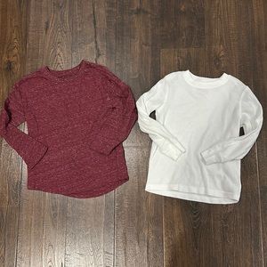 Cat & Jack 5T 2 shirt long sleeve bundle like new!